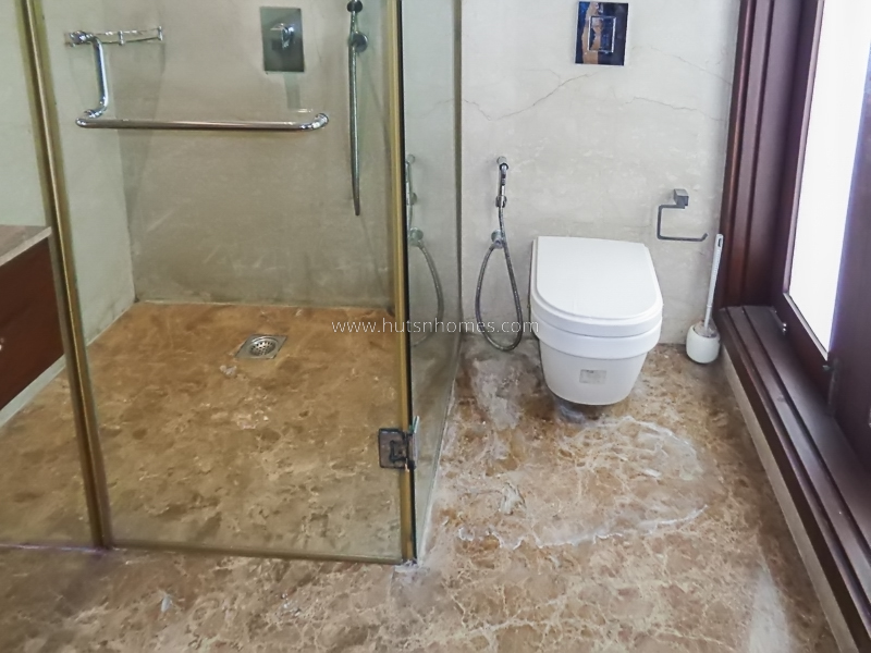 3 BHK Flat For Rent in Greater Kailash Part 1