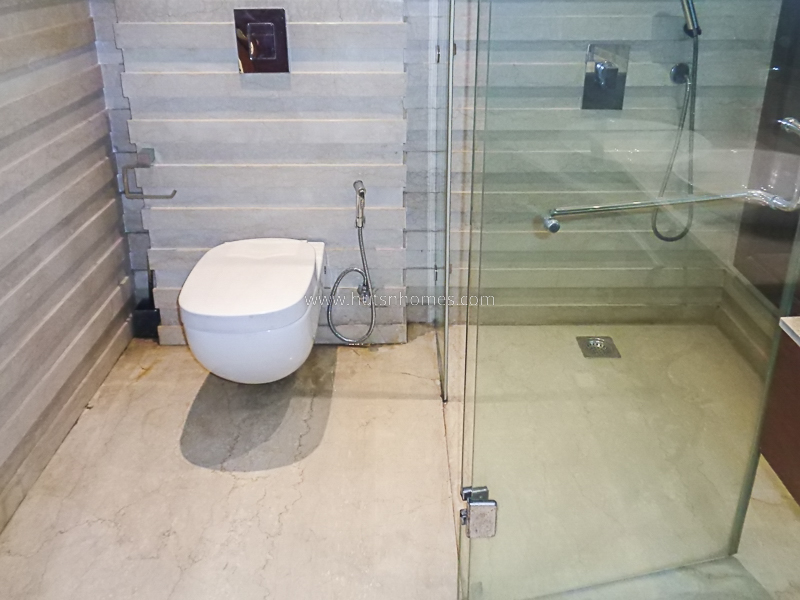 3 BHK Flat For Rent in Greater Kailash Part 1