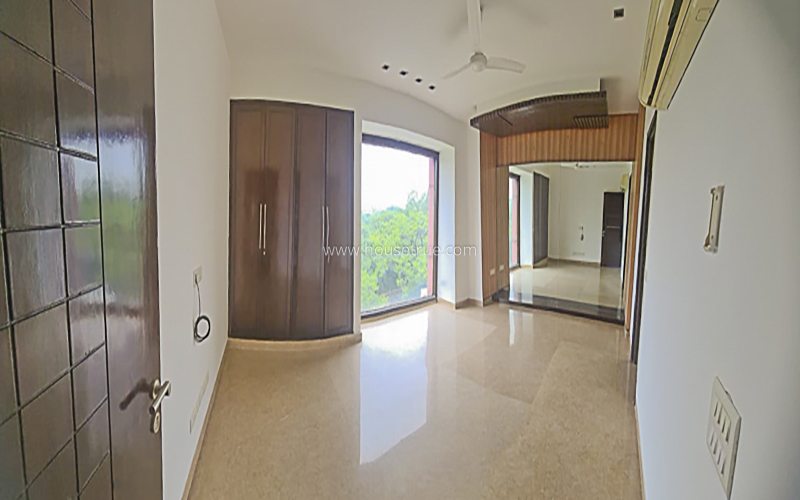 4 BHK Builder Floor For Rent in Gulmohar Park