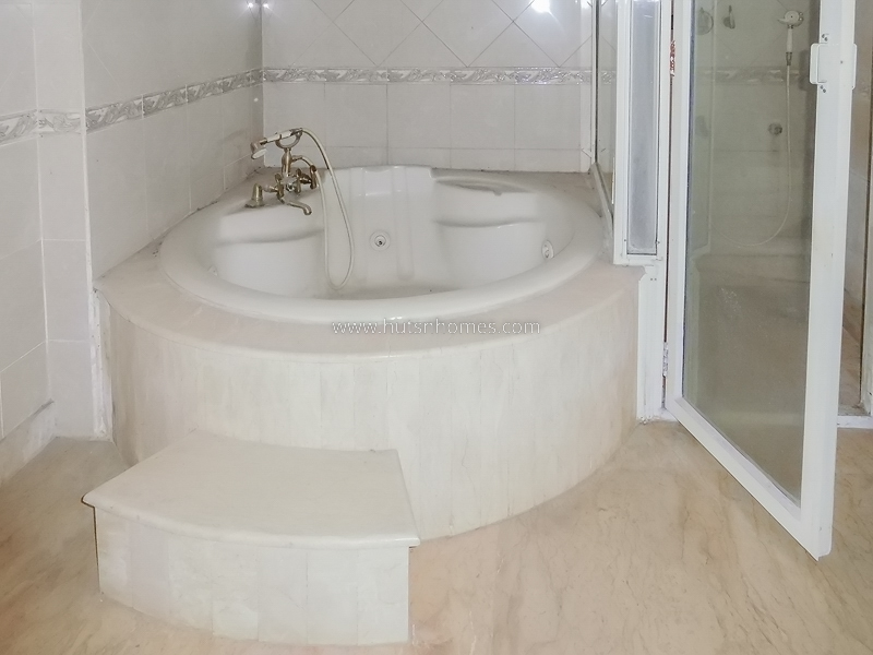 4 BHK Builder Floor For Sale in Anand Niketan