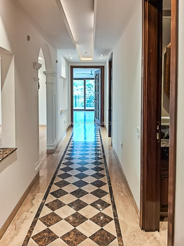 3 BHK Builder Floor For Rent in Panchsheel Park