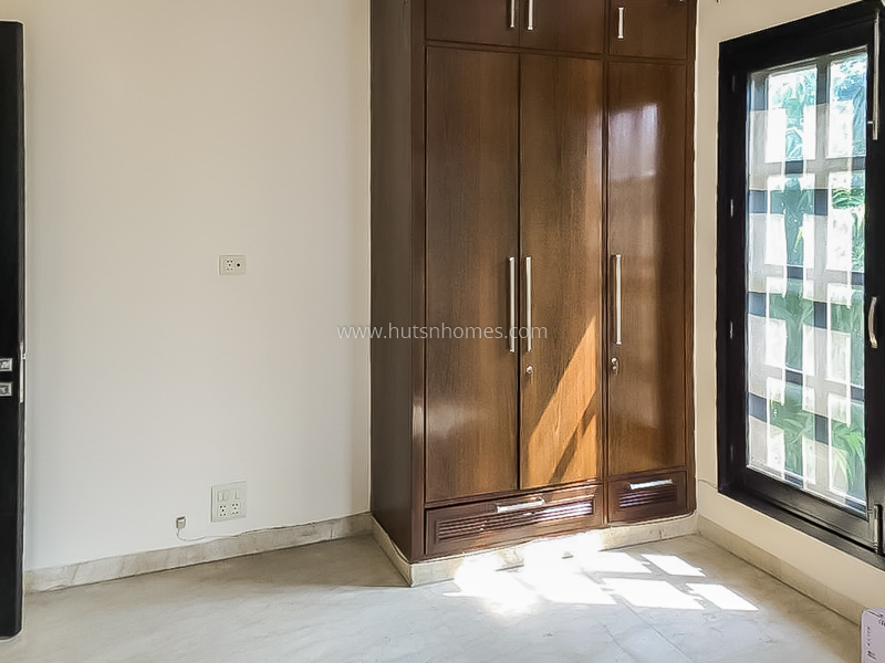 4 BHK Builder Floor For Sale in Defence Colony