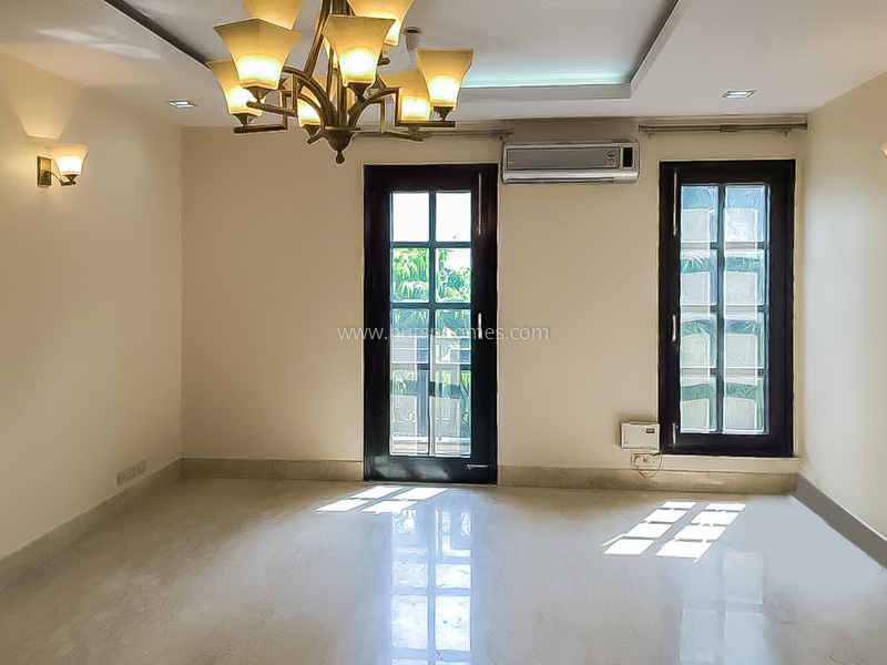 4 BHK Builder Floor For Sale in Defence Colony