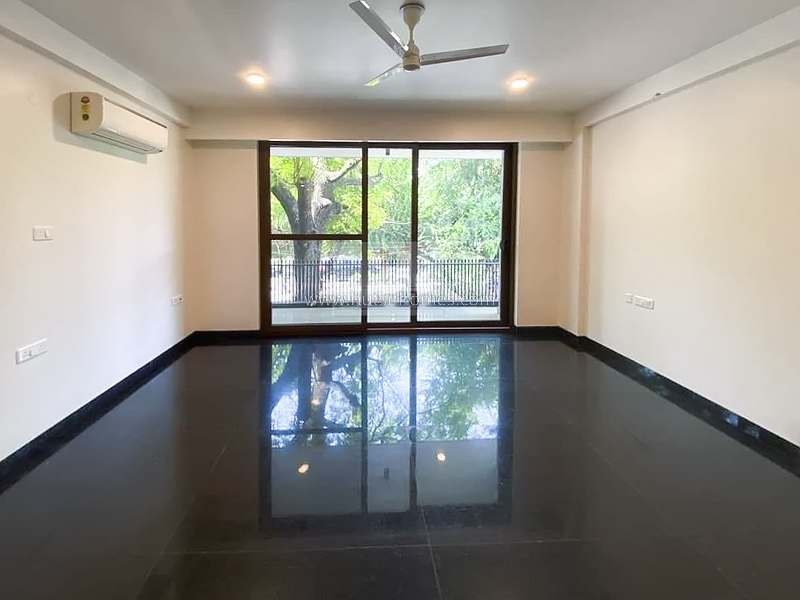 3 BHK Flat For Sale in Gulmohar Park