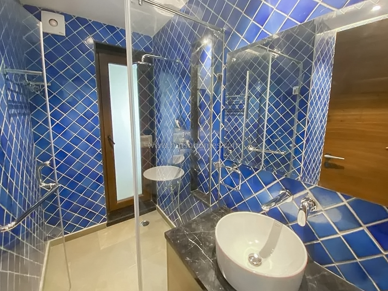3 BHK Flat For Sale in Gulmohar Park