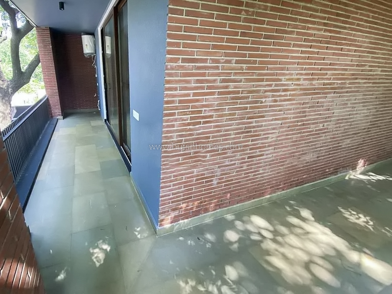 3 BHK Flat For Sale in Gulmohar Park
