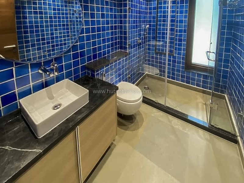 3 BHK Flat For Sale in Gulmohar Park