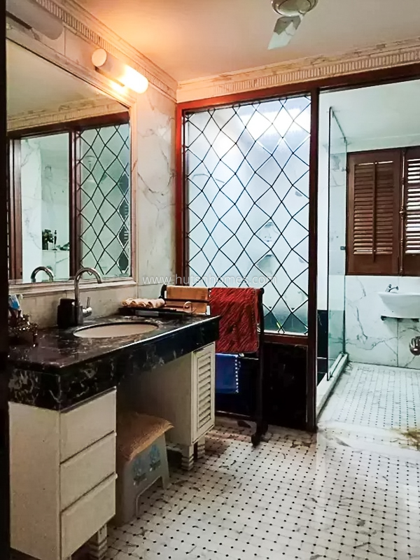 8 BHK House For Sale in Neeti Bagh