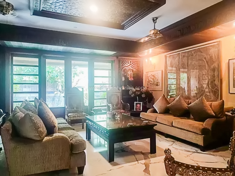 8 BHK House For Sale in Neeti Bagh