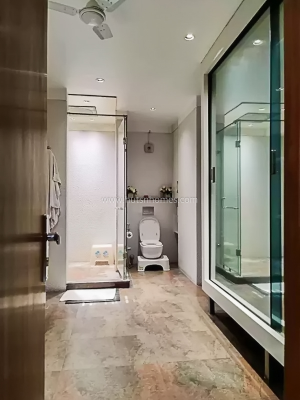 8 BHK House For Sale in Neeti Bagh