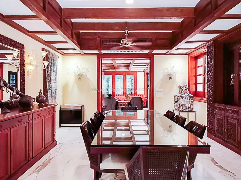 8 BHK House For Sale in Neeti Bagh