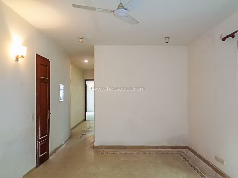 4 BHK Flat For Sale in Vasant Vihar