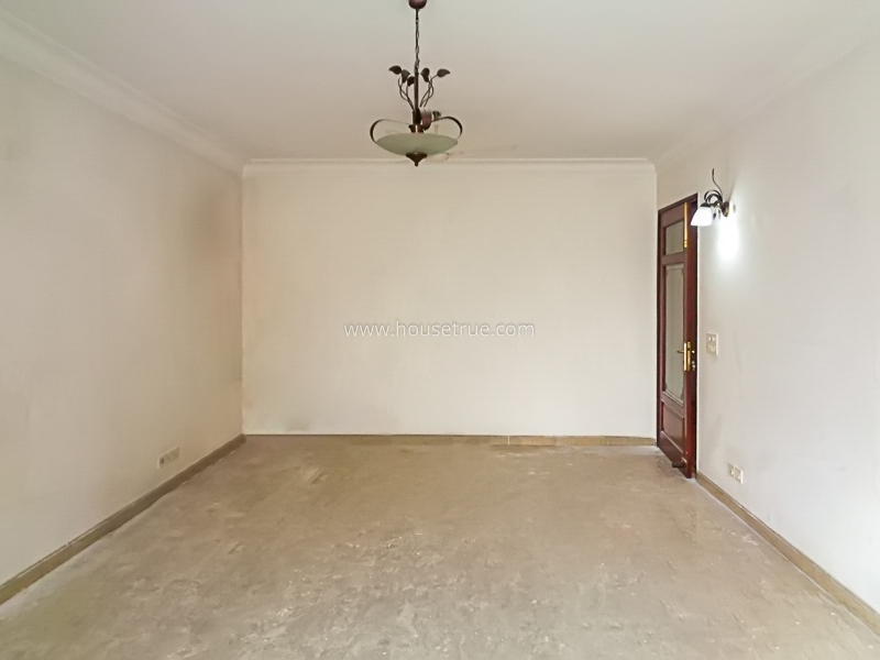 4 BHK Flat For Sale in Vasant Vihar