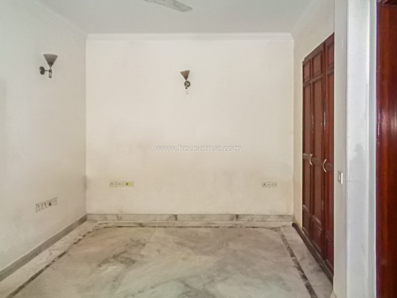 4 BHK Flat For Sale in Vasant Vihar
