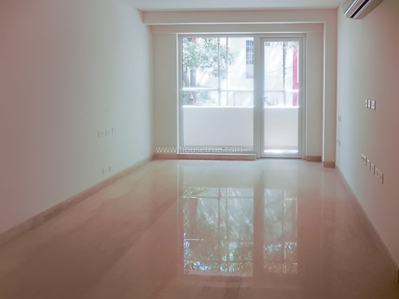 16 BHK Entire-Building For Sale in Chanakyapuri