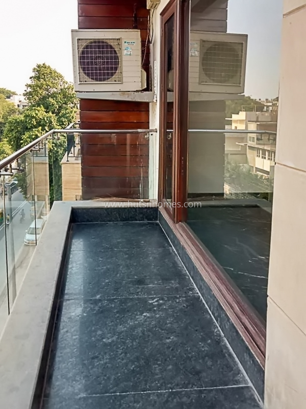 3 BHK Flat For Sale in Greater Kailash Part 2
