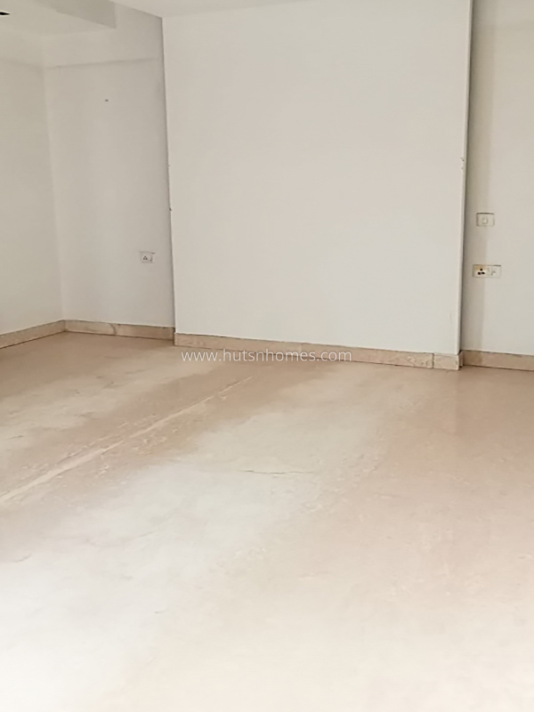 3 BHK Flat For Sale in Greater Kailash Part 2