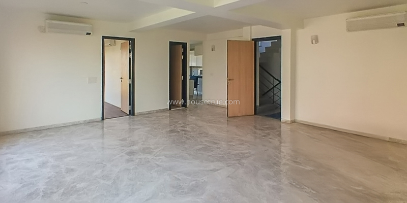 3 BHK Builder Floor For Sale in Defence Colony
