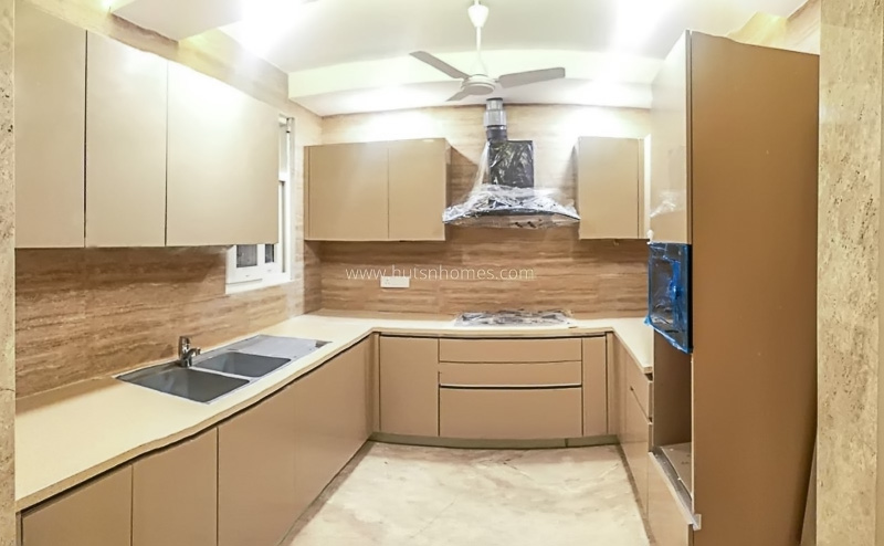 3 BHK Flat For Sale in Safdarjung Enclave