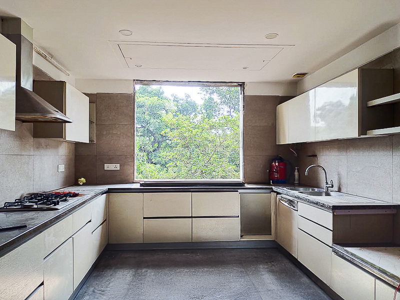 4 BHK Flat For Sale in Safdarjung Enclave