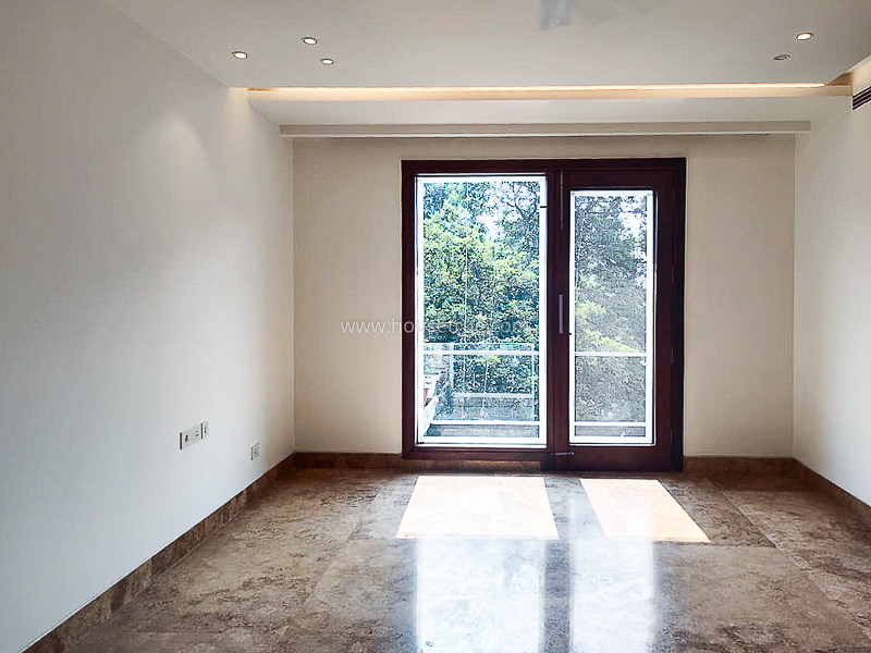 4 BHK Flat For Sale in Safdarjung Enclave