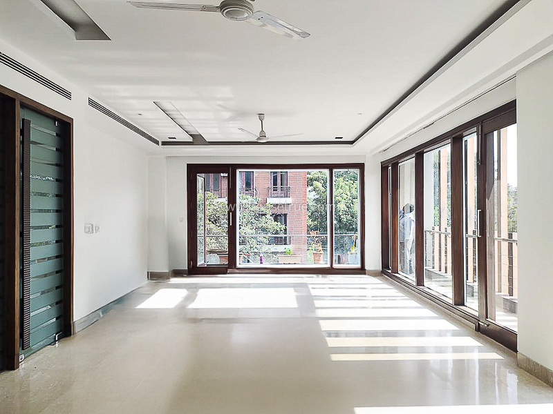 4 BHK Flat For Sale in Safdarjung Enclave