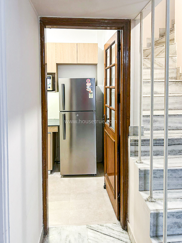 3 BHK Flat For Rent in Defence Colony