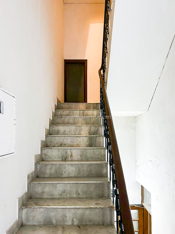 3 BHK Flat For Rent in Defence Colony