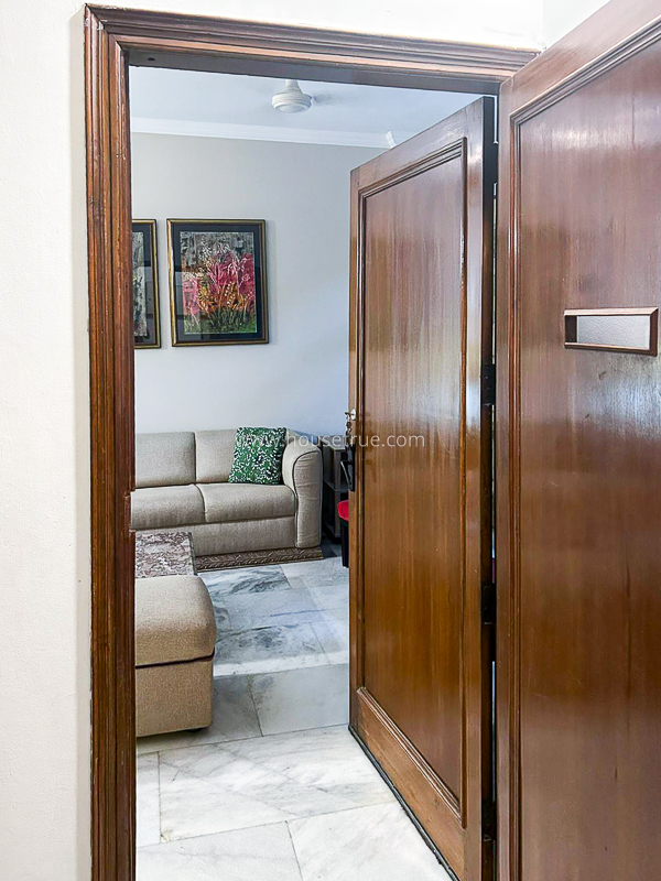 3 BHK Flat For Rent in Defence Colony