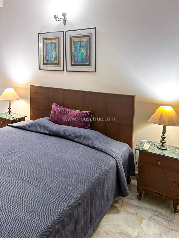 3 BHK Flat For Rent in Defence Colony