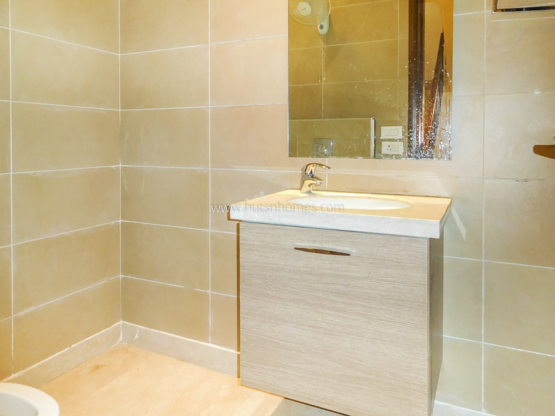 4 BHK Duplex For Sale in Vasant Vihar