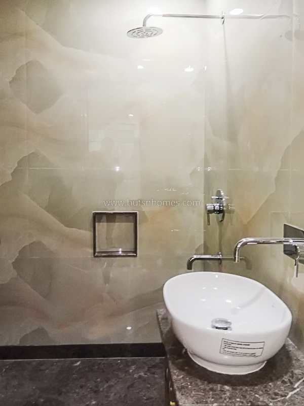 4 BHK Builder Floor For Rent in Safdarjung Enclave