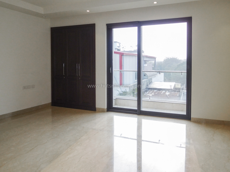 4 BHK Builder Floor For Sale in Vasant Vihar