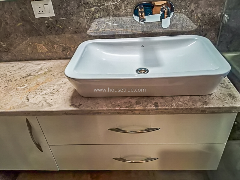 3 BHK Builder Floor For Rent in Defence Colony