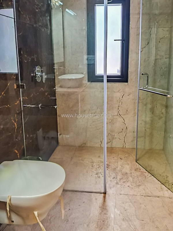 3 BHK Builder Floor For Rent in Defence Colony