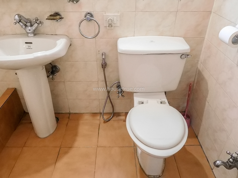 1 BHK Duplex For Rent in Jor Bagh
