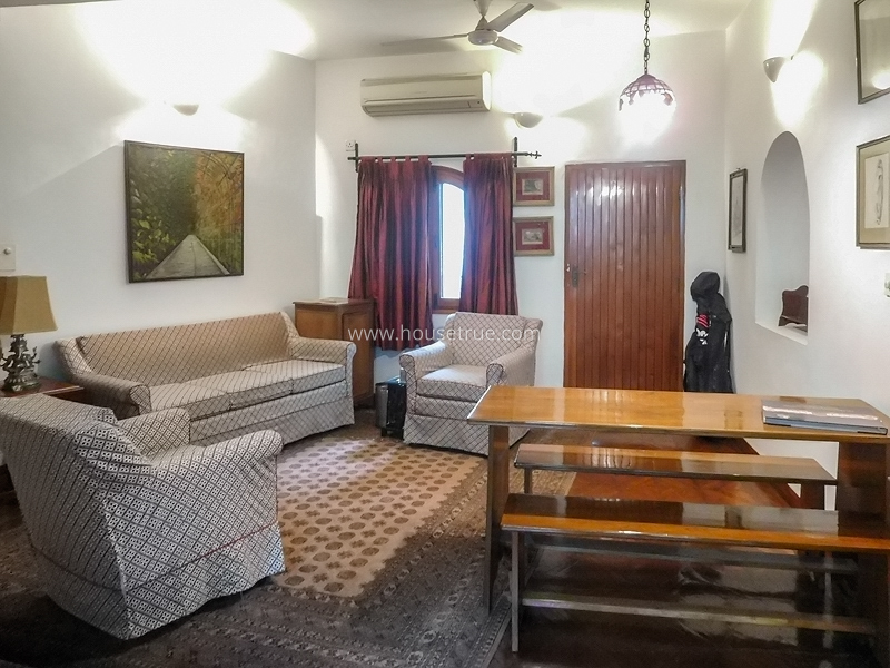1 BHK Duplex For Rent in Jor Bagh