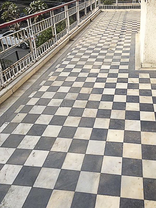3 BHK Flat For Sale in East Of Kailash