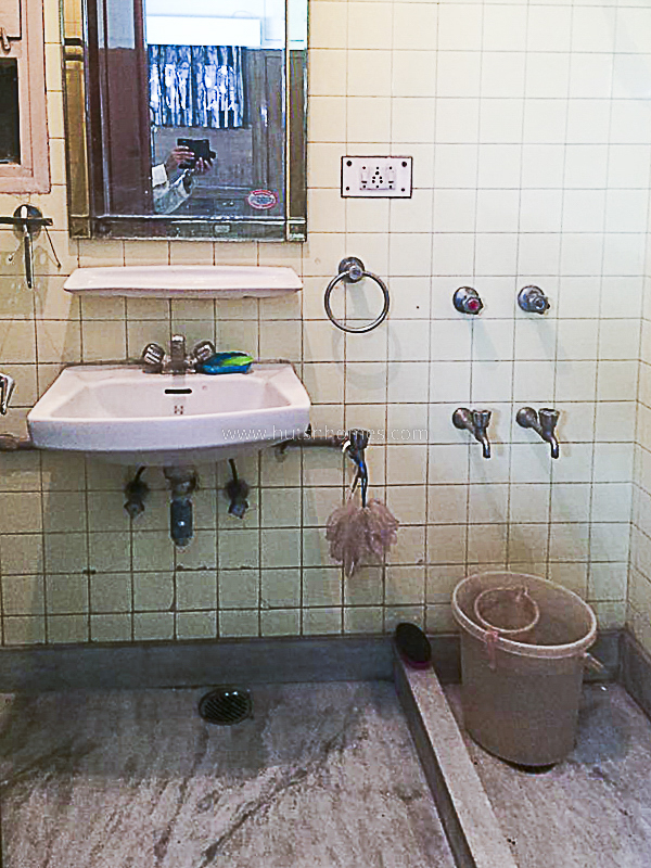3 BHK Flat For Sale in East Of Kailash