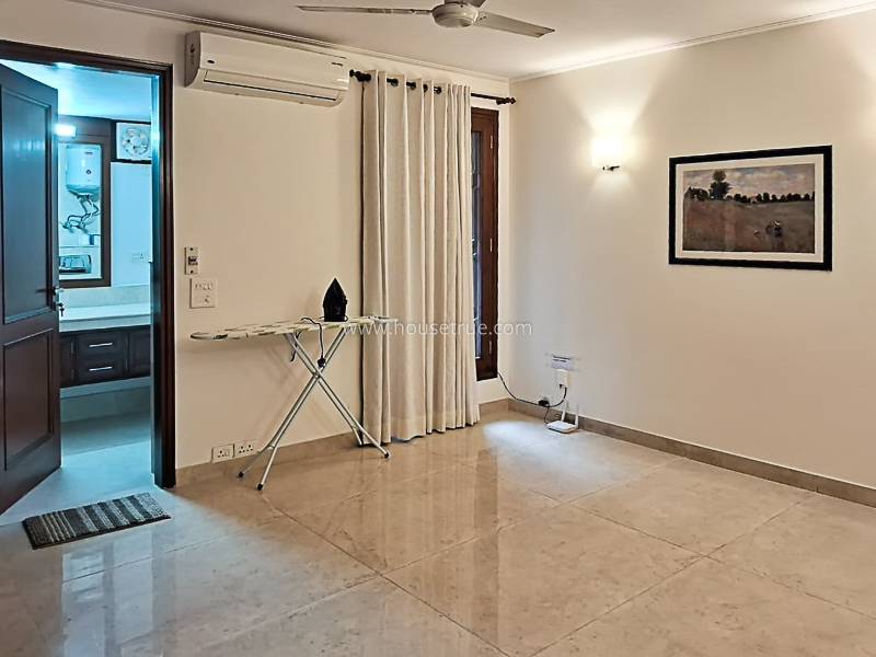 3 BHK Builder Floor For Rent in Defence Colony