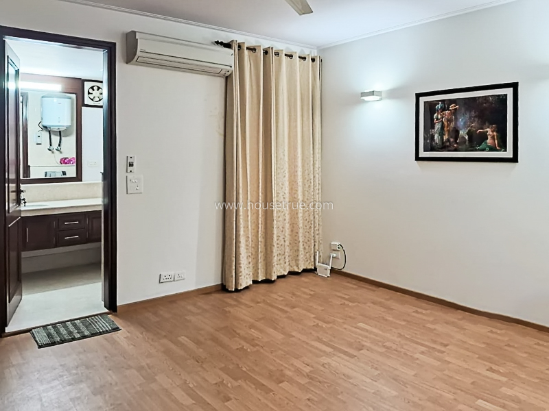 3 BHK Builder Floor For Rent in Defence Colony