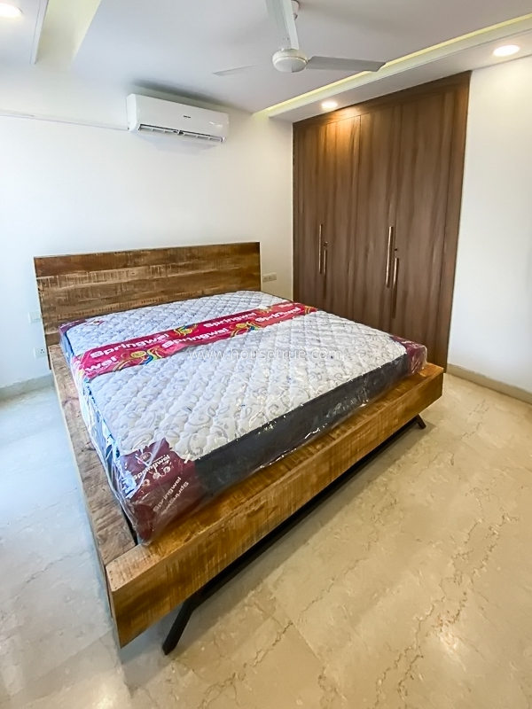 3 BHK Builder Floor For Rent in Anand Niketan