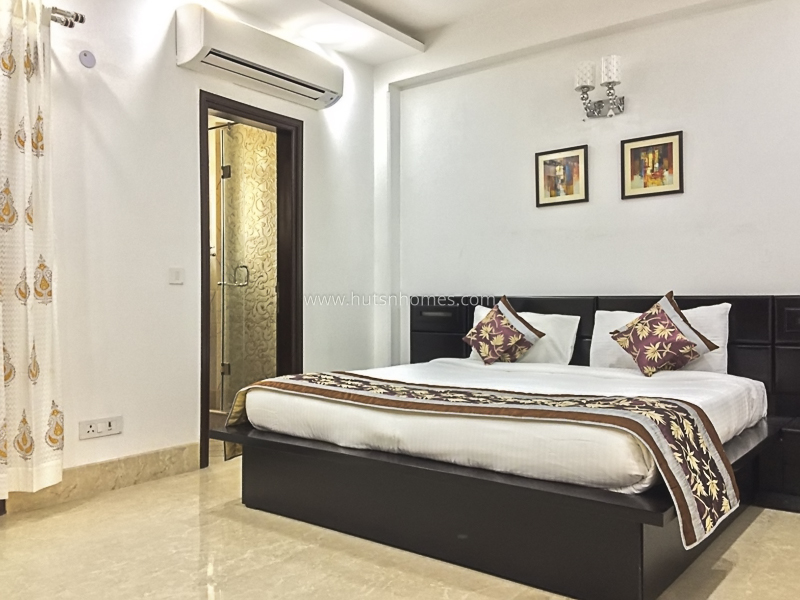 3 BHK Builder Floor For Rent in Defence Colony