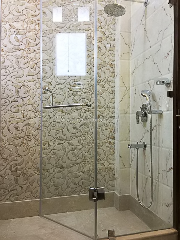 3 BHK Builder Floor For Rent in Defence Colony