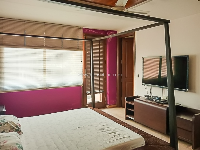 4 BHK Flat For Sale in Greater Kailash Part 2