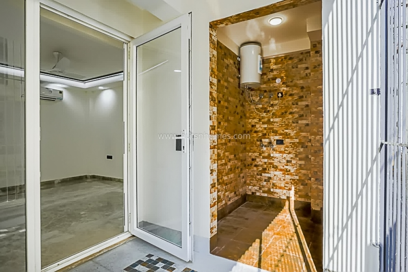 3 BHK Flat For Rent in Greater Kailash Part 1