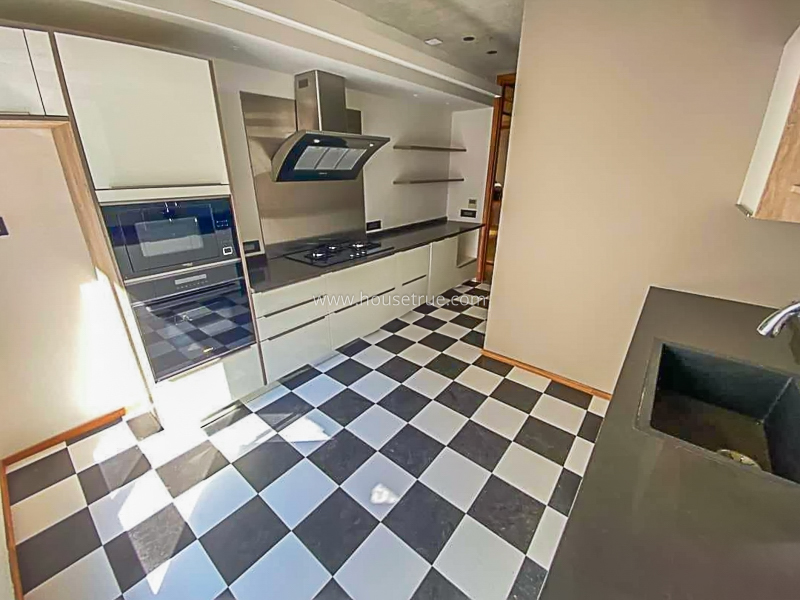 3 BHK Builder Floor For Rent in Defence Colony