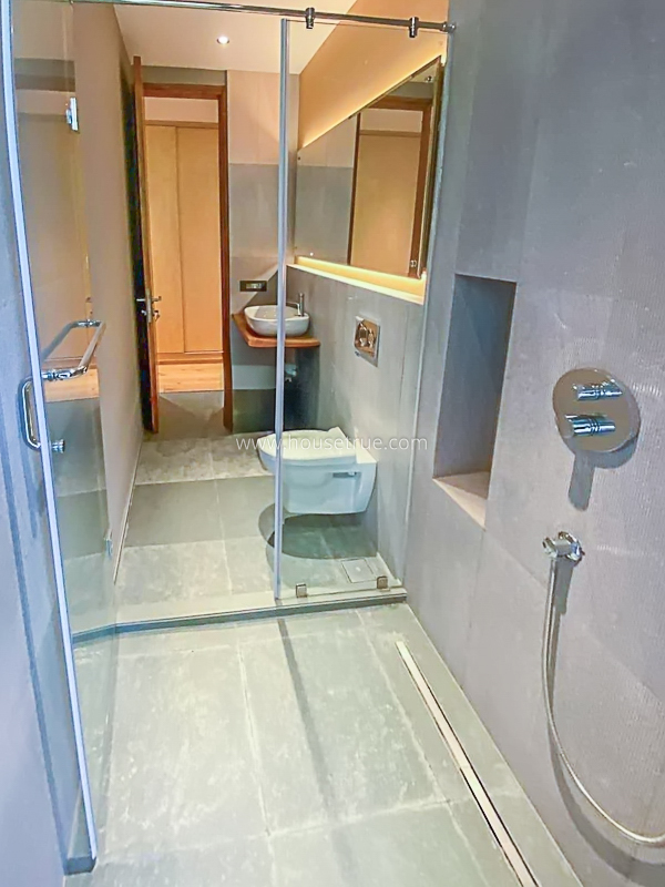 3 BHK Builder Floor For Rent in Defence Colony