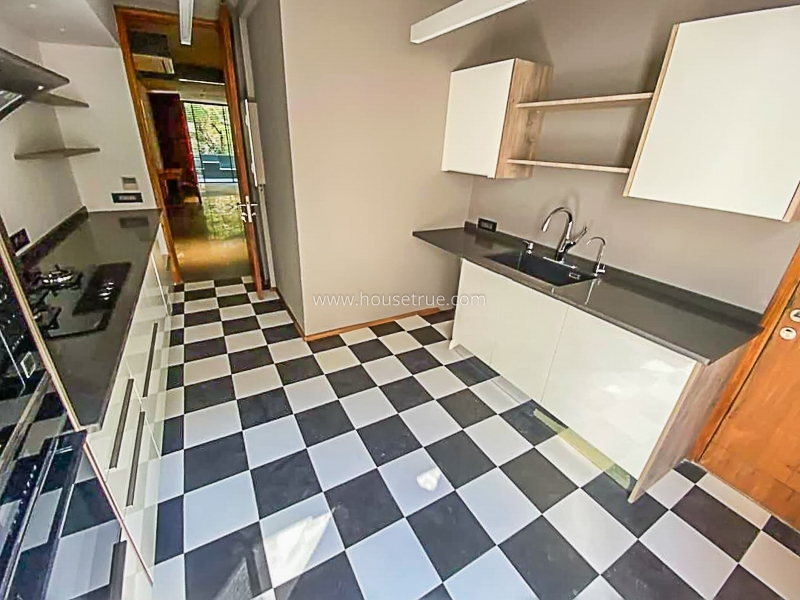 3 BHK Builder Floor For Rent in Defence Colony