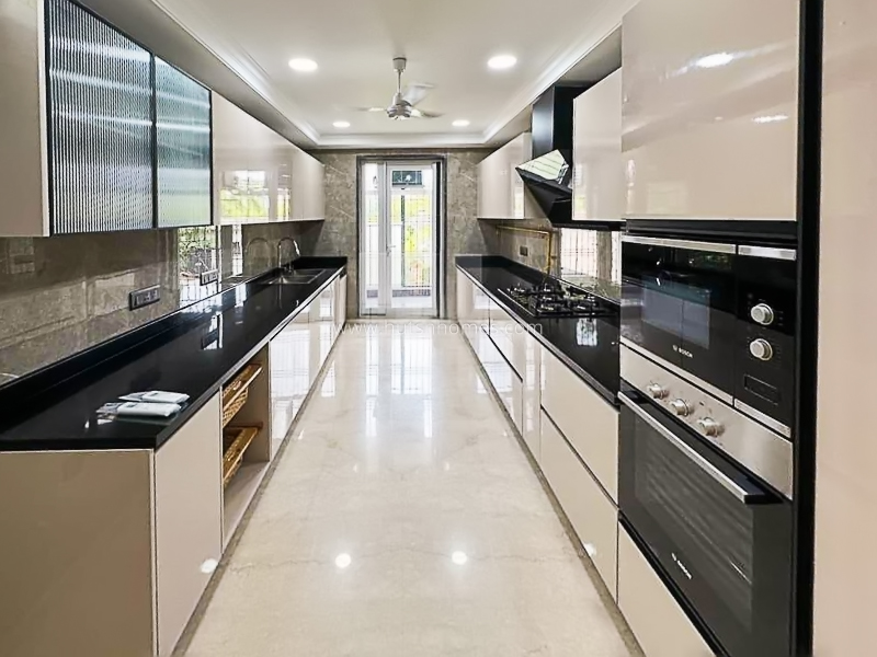 3 BHK Builder Floor For Rent in Defence Colony